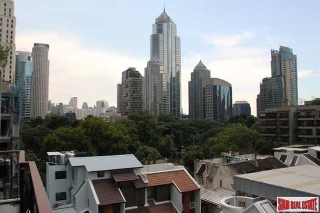 Condominium in Lumphini, Bangkok 10066116
