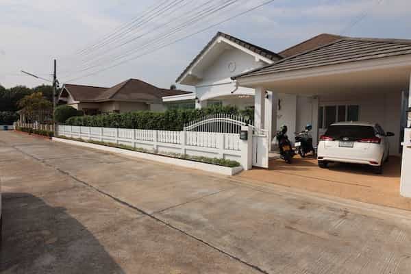 House in Pak Nam Pran,  10066134