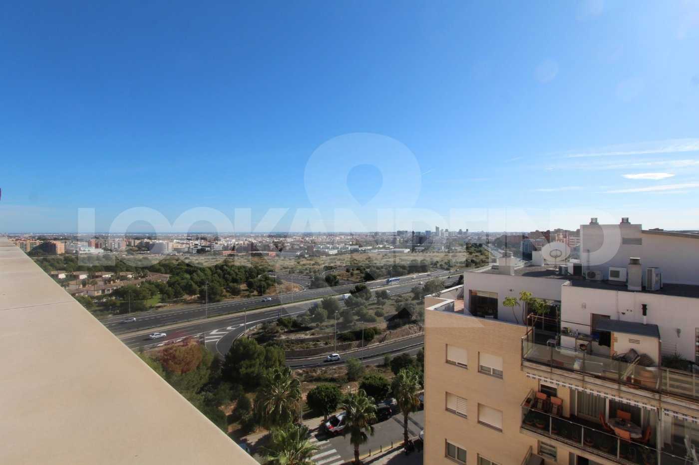 Condominium dans Paterna, Valencia 10066375