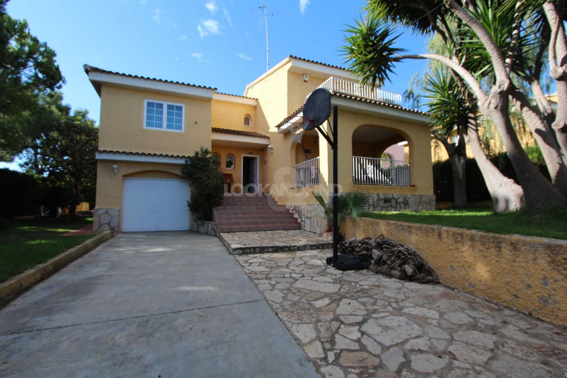 жилой дом в Montealegre, Costa Valencia 10066387