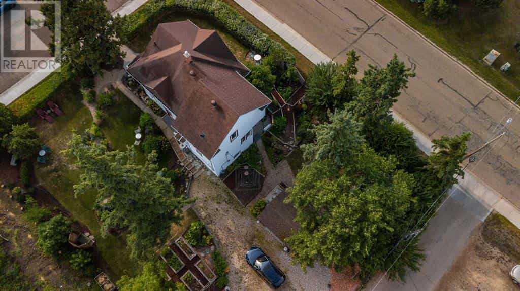 House in Camrose, Alberta 10066415