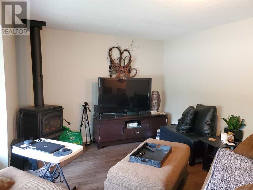 House in Camrose, Alberta 10066420
