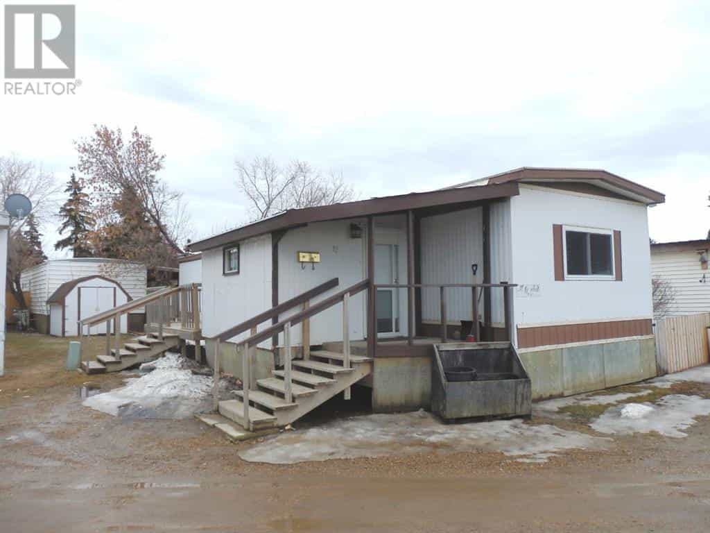 House in Camrose, Alberta 10066436