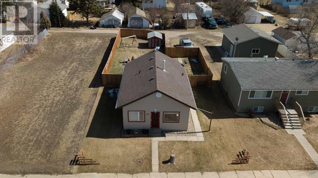 жилой дом в Daysland, Alberta 10066443