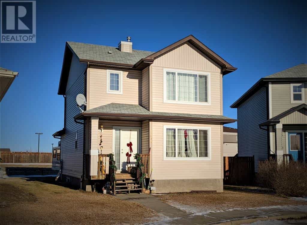House in Camrose, Alberta 10066470