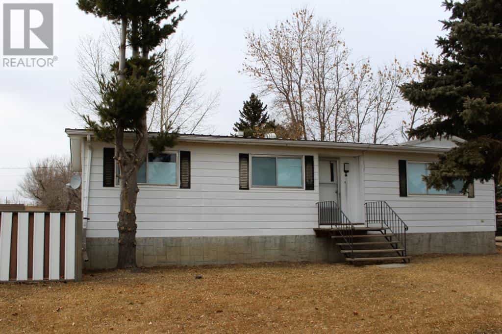 Huis in Viking, Alberta 10066474