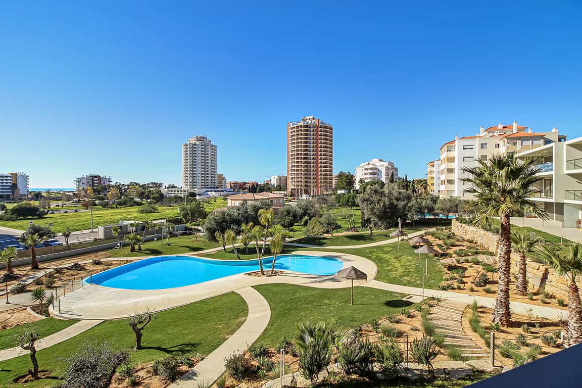 Condominium dans PortimÃ&pound;o, Algarve 10066548