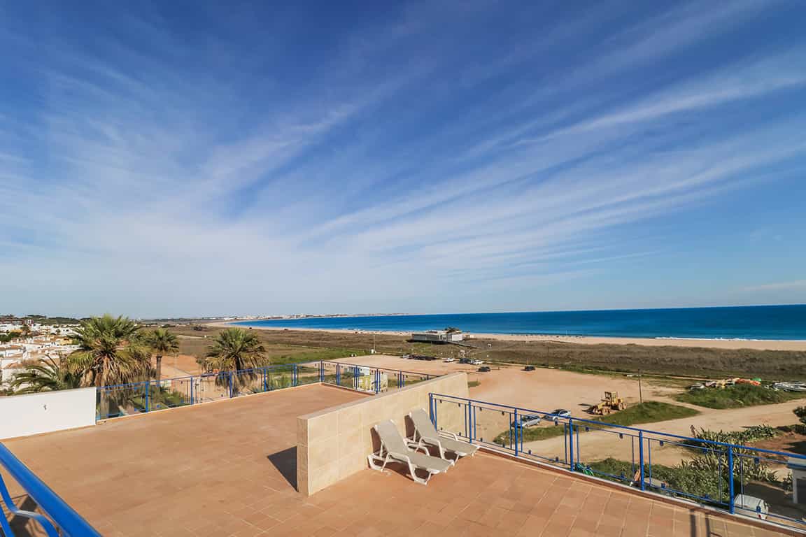 Condominium dans Meia Praia, Algarve 10066580