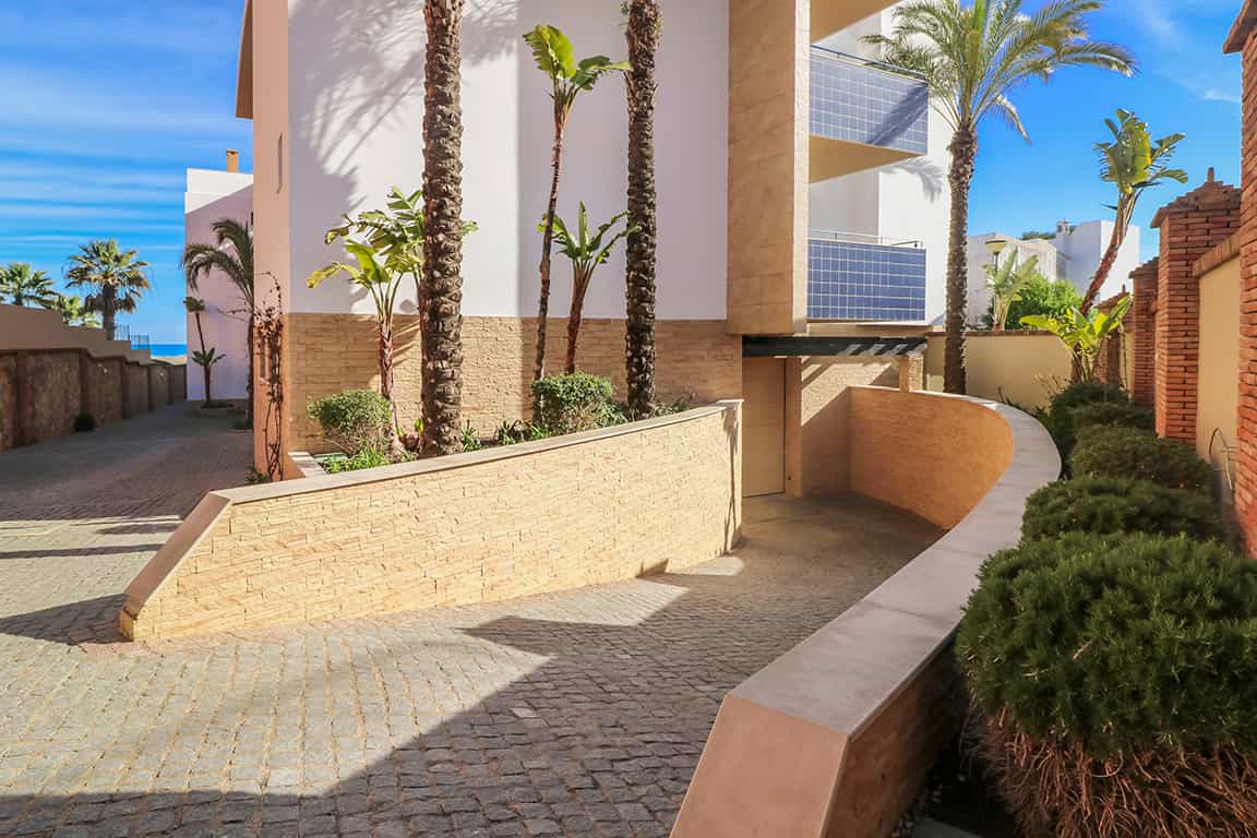 Condominium dans Meia Praia, Algarve 10066580