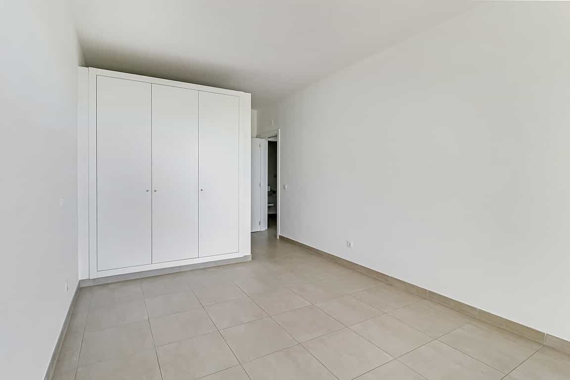 公寓 在 PortimÃ&pound;o, Algarve 10066586