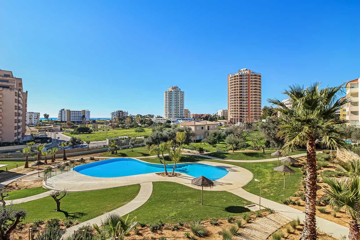 Condominium dans PortimÃ&pound;o, Algarve 10066586