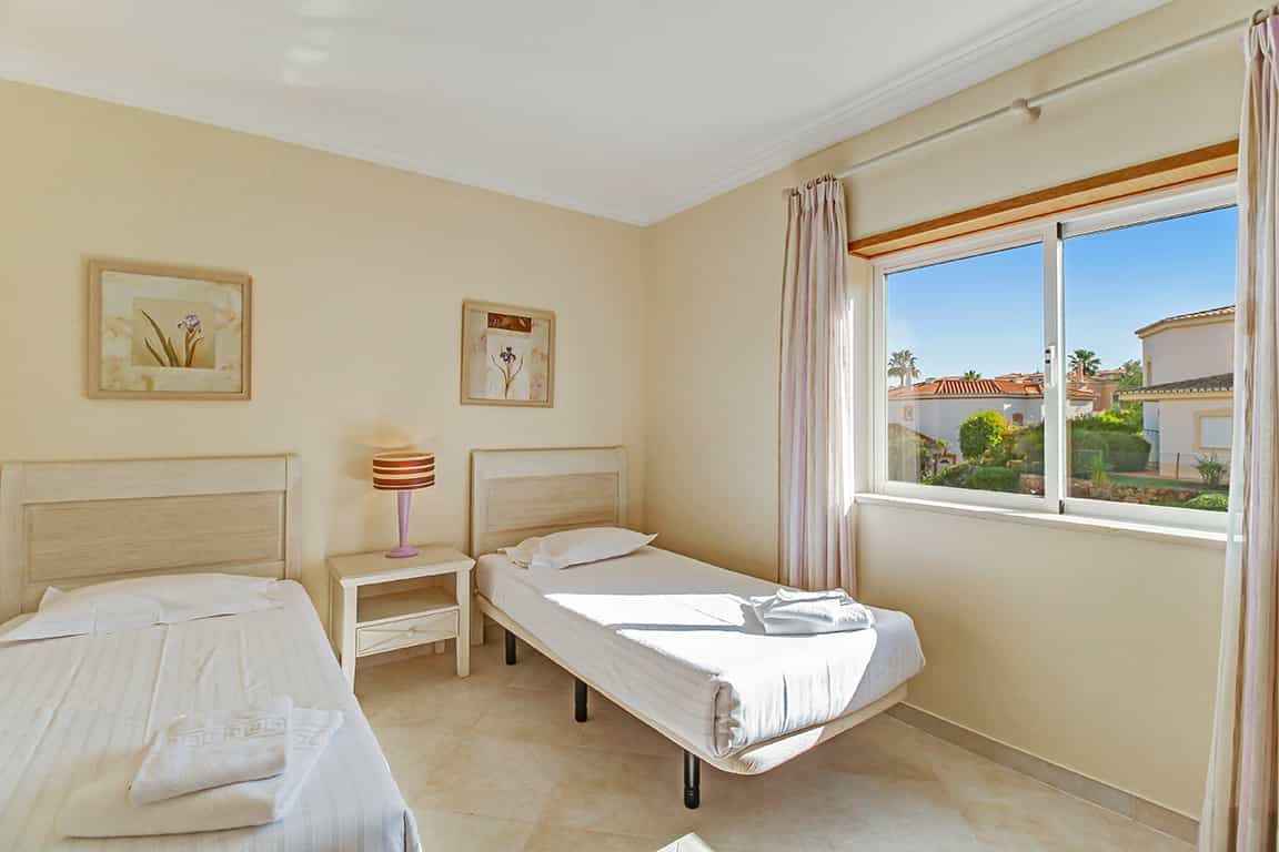公寓 在 PortimÃ&pound;o, Algarve 10066636