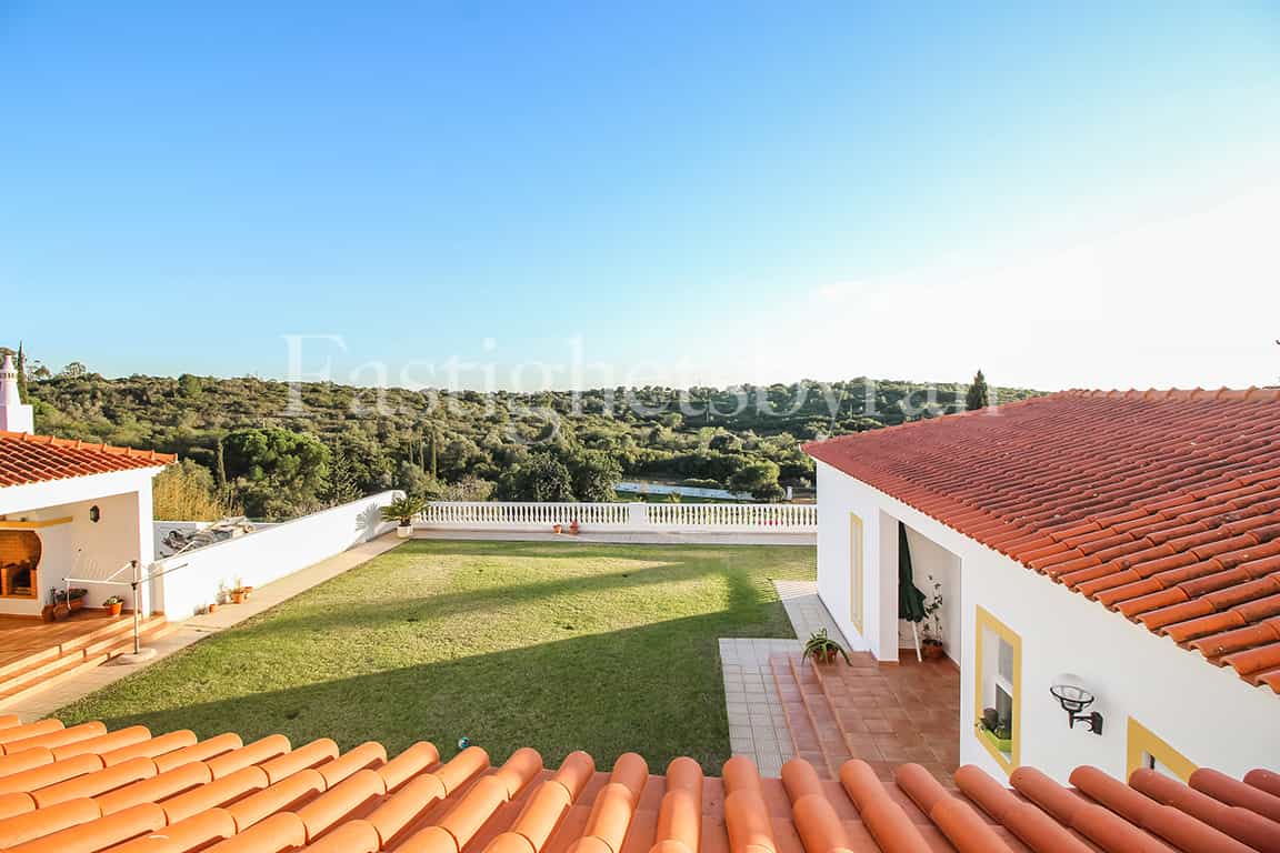 Condominio nel PortimÃ&pound;o, Algarve 10066650