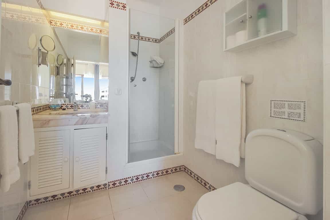 Condominium dans Ferragudo, Algarve 10066659