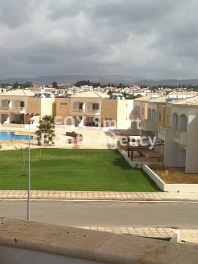 Condominium in Mandria, Paphos 10066676