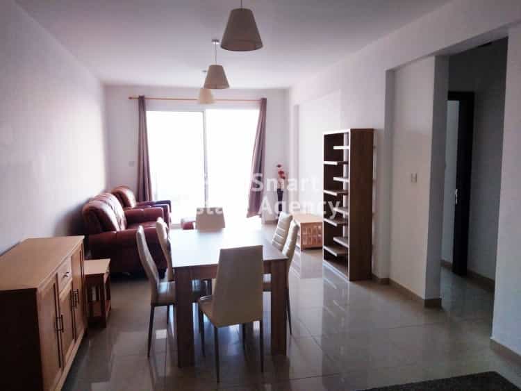 Condominium in Peyia, Paphos 10067095