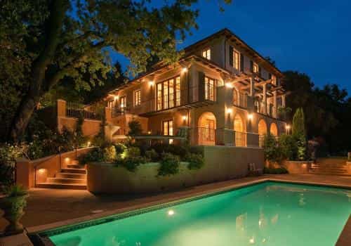 House in Orinda Village, California 10067176