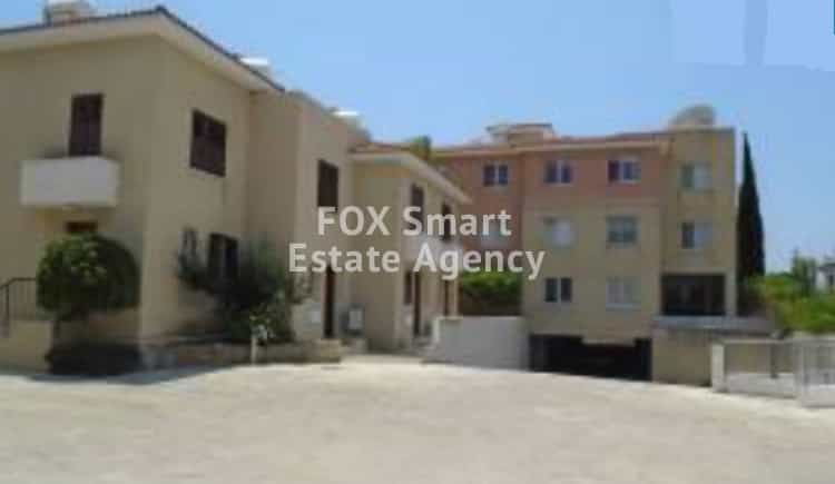 Condominio en Agia Marinouda, Paphos 10067485