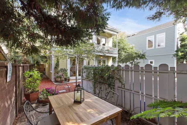 Condominium in Berkeley, California 10067684