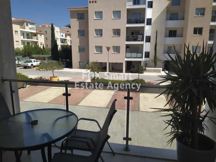 Condominium in Kato Pafos, Paphos 10067984