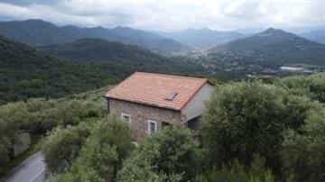 Dom w Alasio, Liguria 10068045