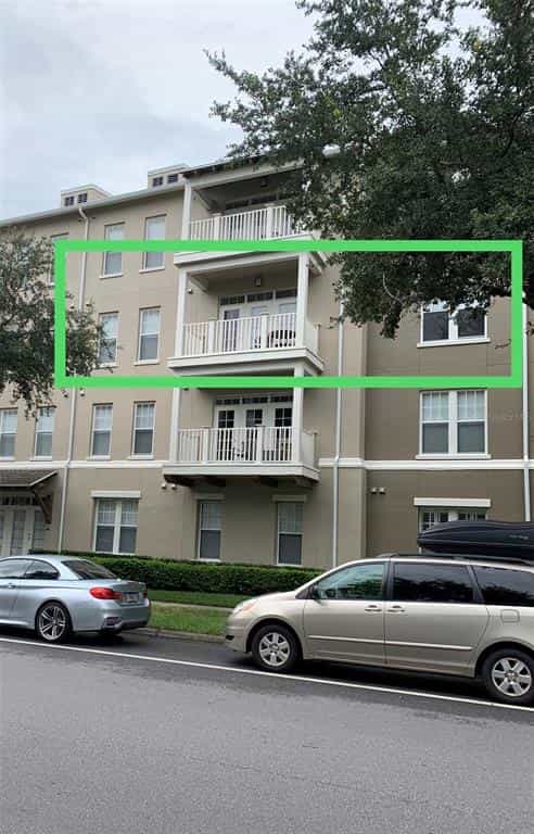 Condominium in Viering, Florida 10068163