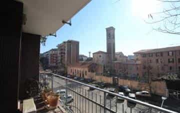 公寓 在 Milano, Lombardy 10068218