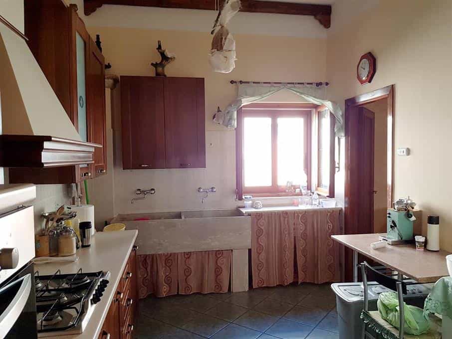 House in Sepino, Molise 10068263