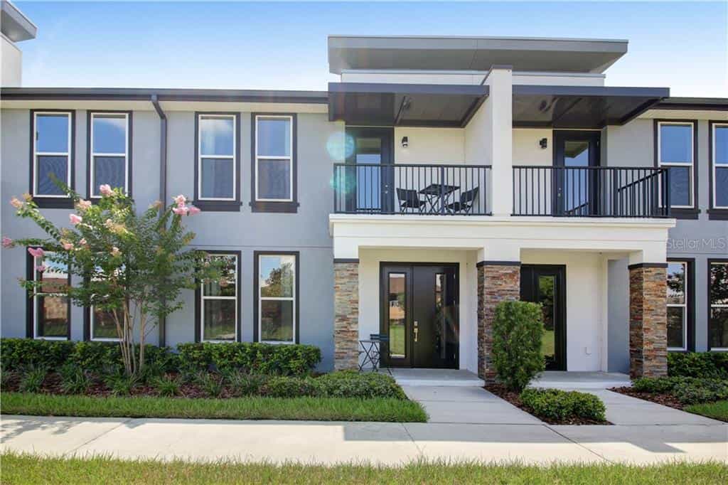 Condominium in Buenaventura Lakes, Florida 10068295