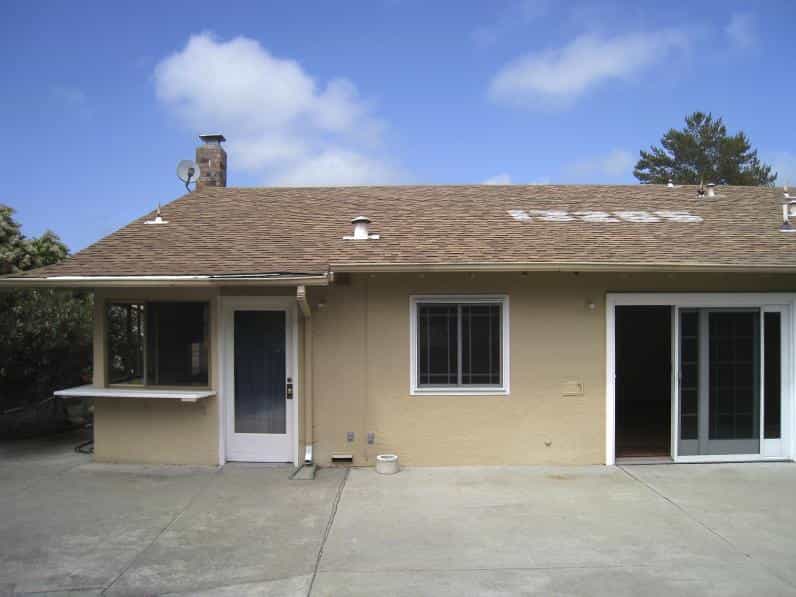 House in Moraga, California 10068437