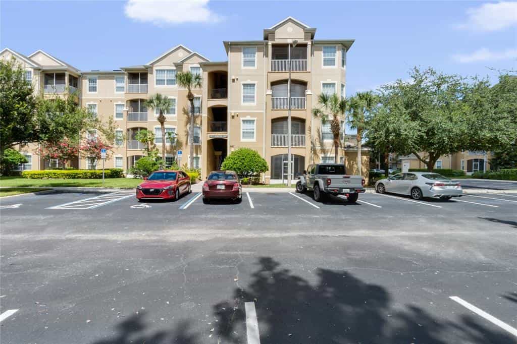 Condominium in Kissimmee, Florida 10068548