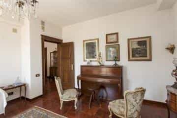 Будинок в Manduria, Puglia 10068927