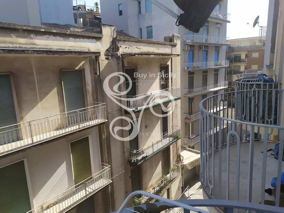 Condominium in Via Raimondo Feletti, Sicily 10069085