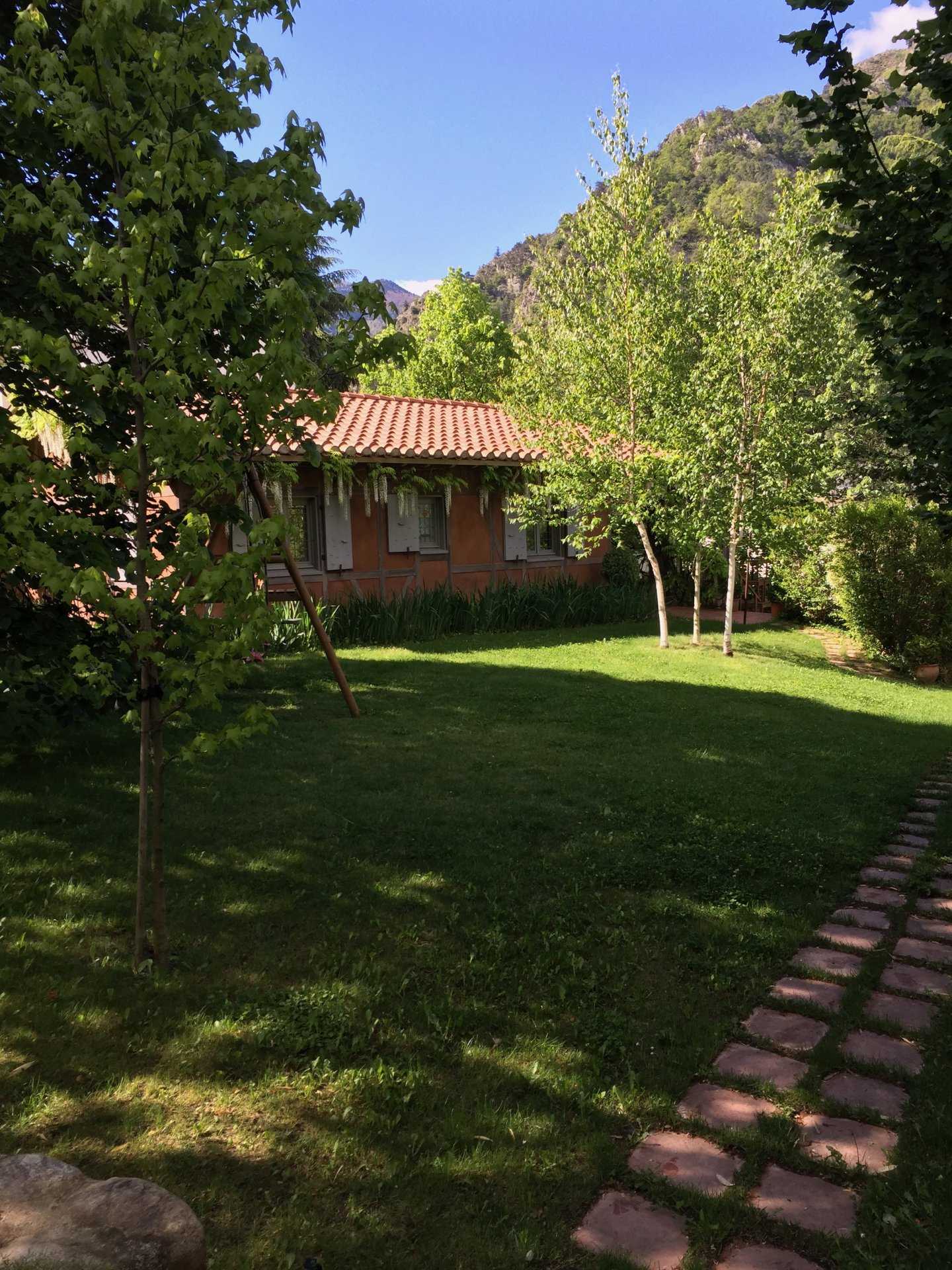 House in Perpignan, Languedoc-Roussillon 10069283