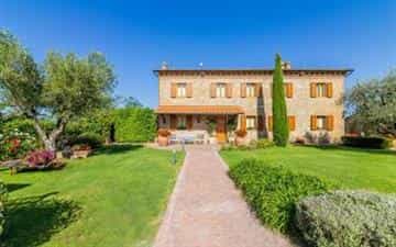 Talo sisään San Gimignano, Tuscany 10069343