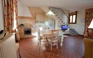 House in San Gimignano, Tuscany 10069343