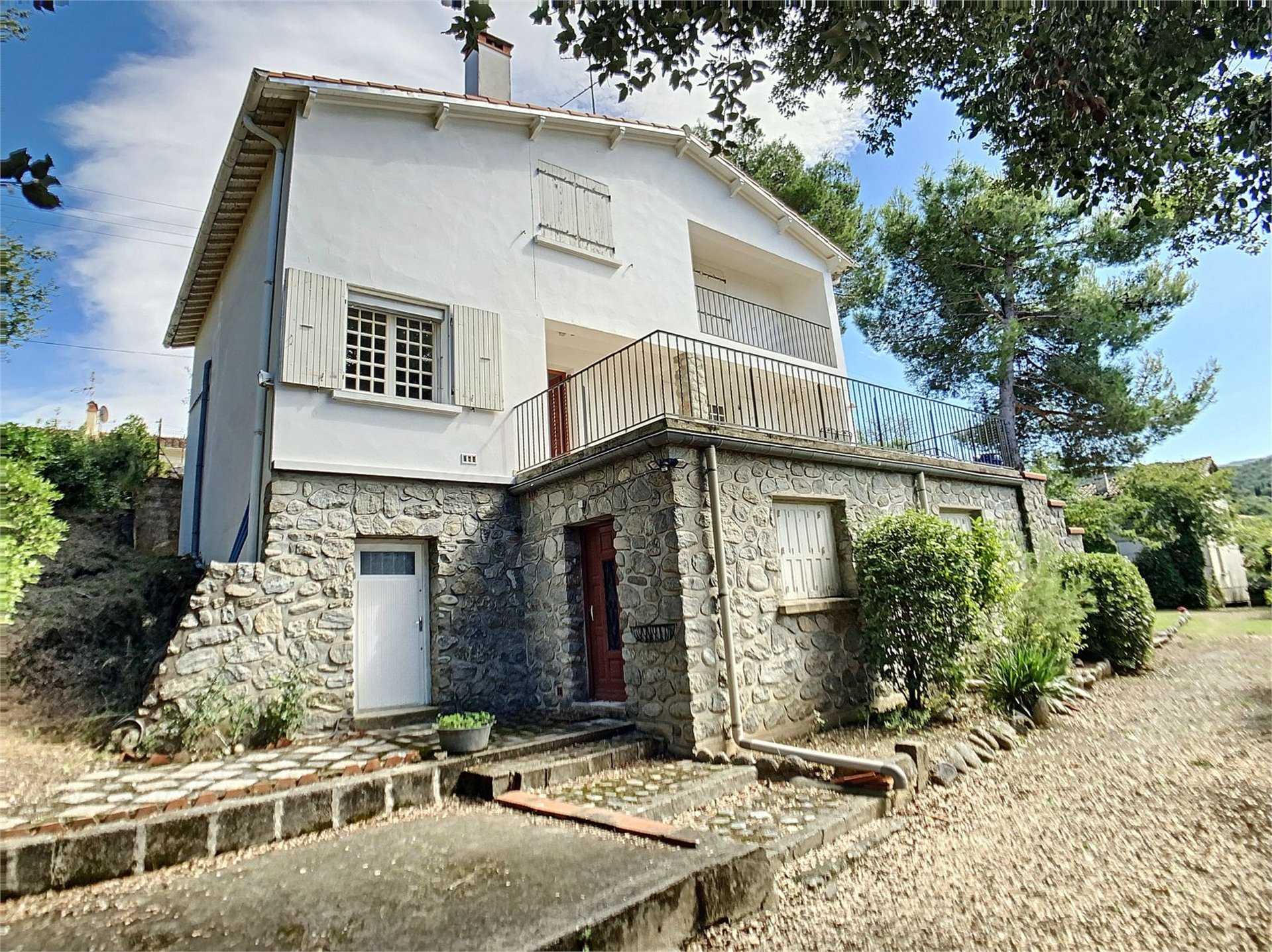 Huis in Maureillas-Las-Illas, Languedoc-Roussillon 10069385