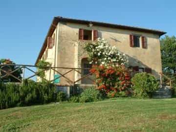 жилой дом в Реджелло, Тоскана 10069403