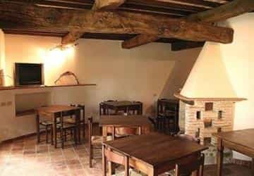 Dom w Casole d'Elsa, Tuscany 10069419