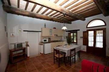 Dom w Casole d'Elsa, Tuscany 10069419