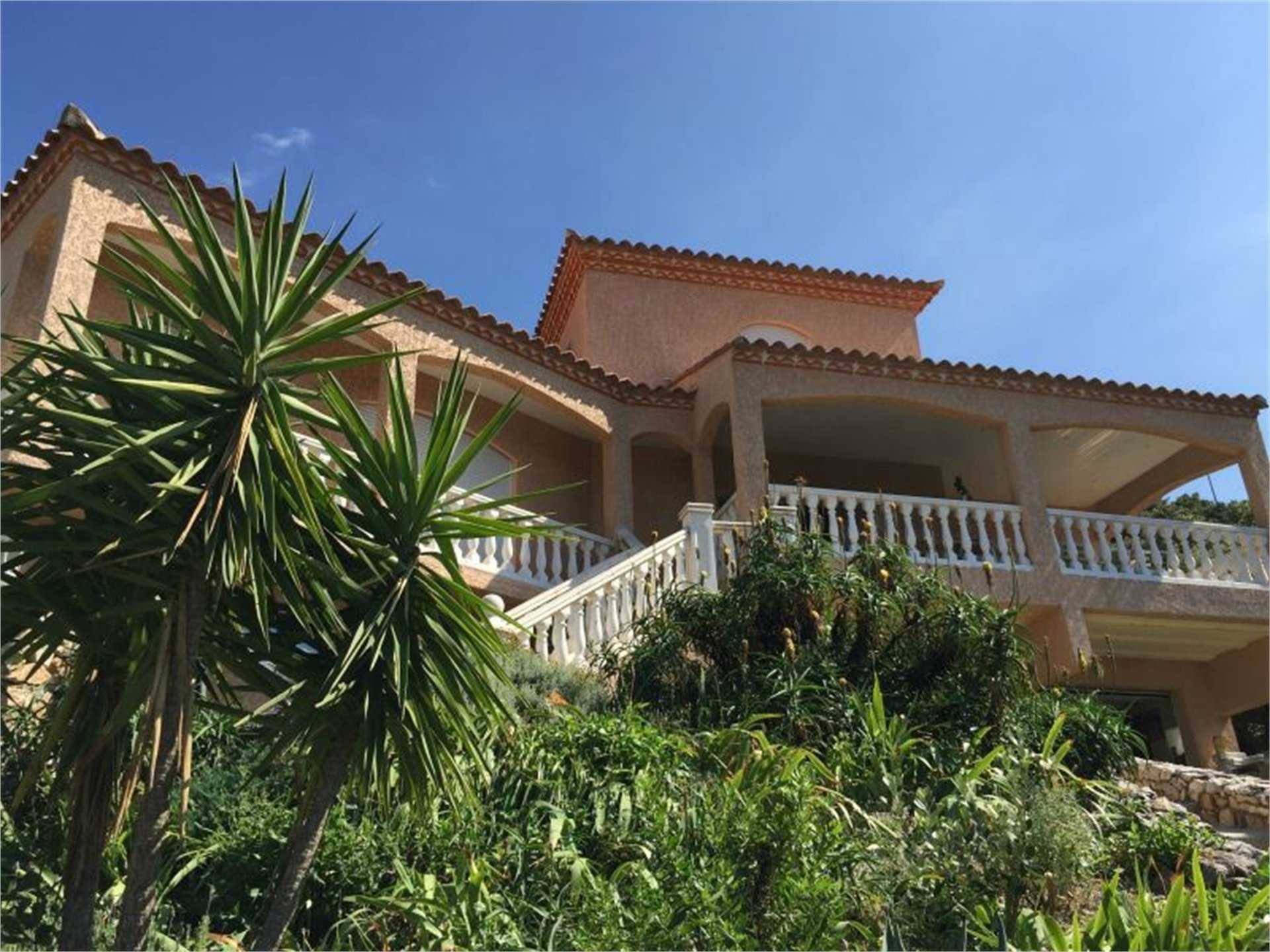 Huis in Le Boulou, Languedoc-Roussillon 10069425