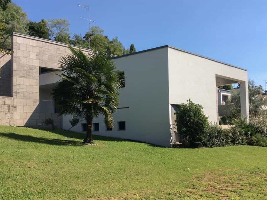 Будинок в Конельяно, Венето 10069564