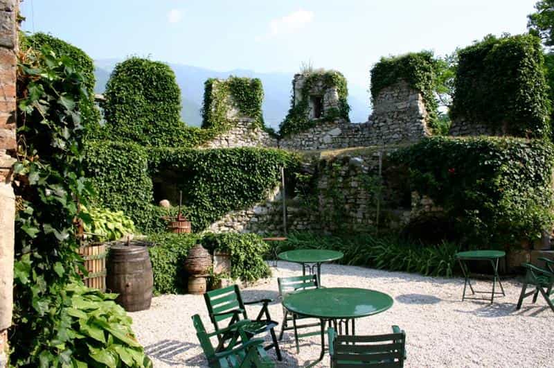 Συγκυριαρχία σε Historical Villa inside of the Castle, Veneto 10069572