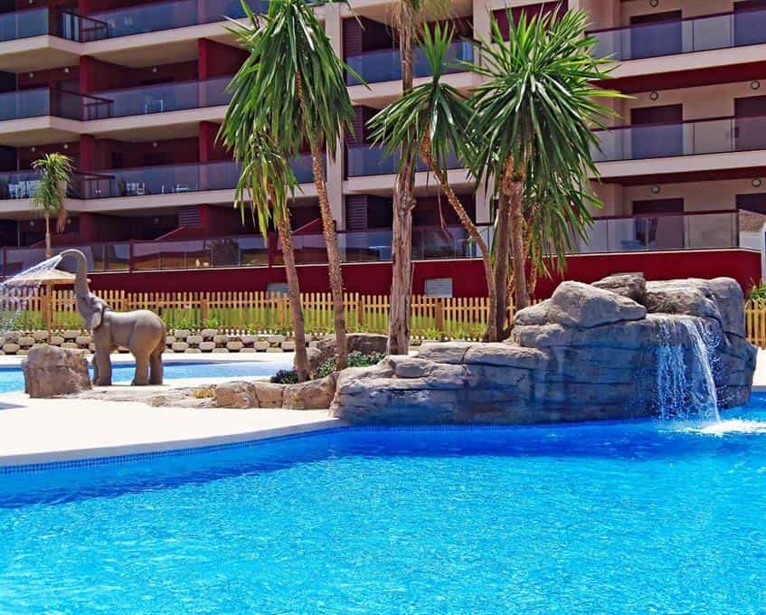 Condominium in Pilar de la Horadada, Alicante 10069608