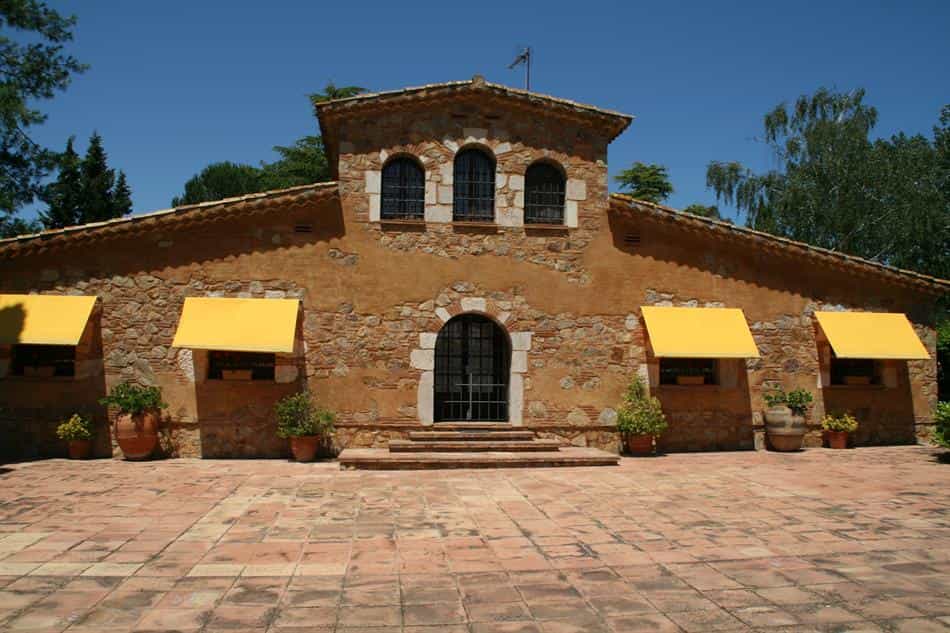 Dom w Caldes de Malavella, Costa Brava 10069942