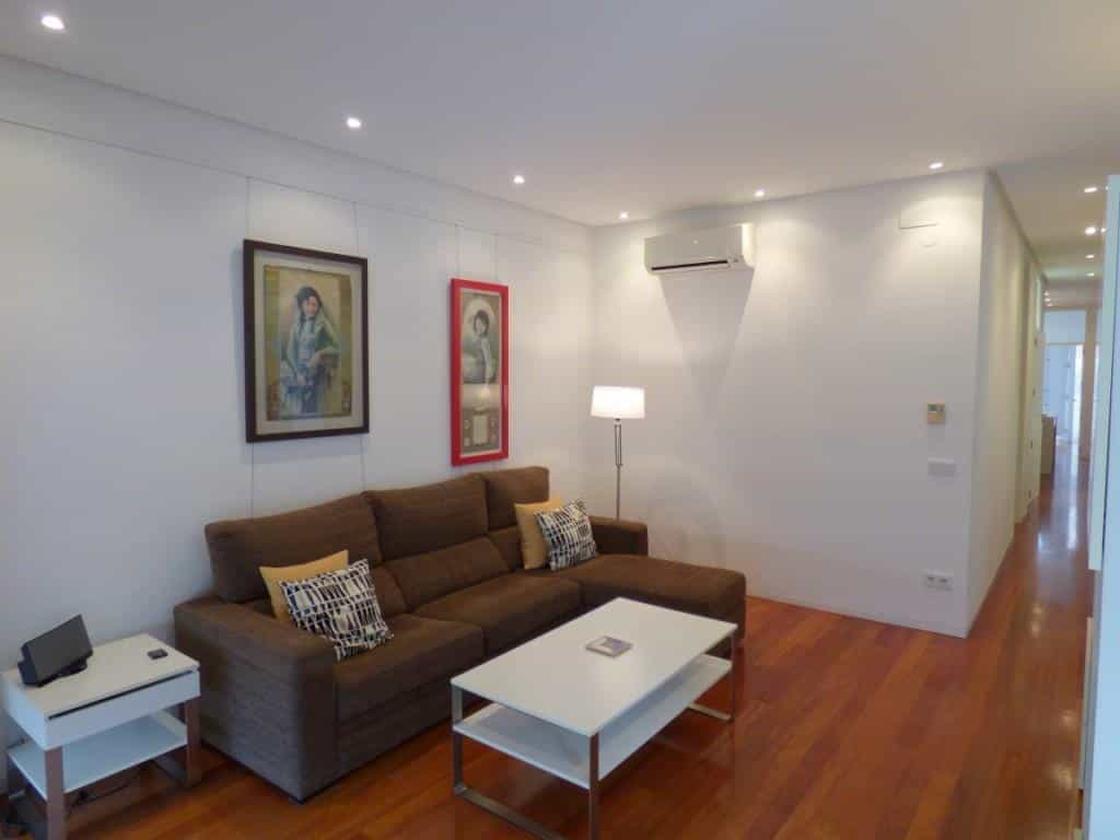 公寓 在 巴倫西亞, 巴倫西亞 10070398