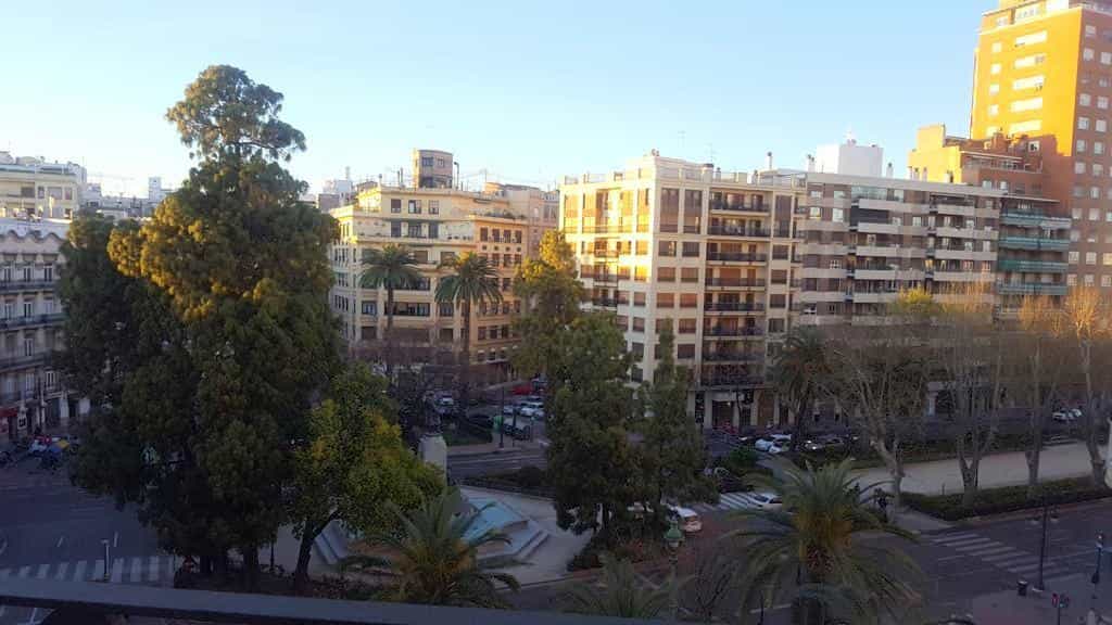 Condominium in Valencia, Valencia 10070402