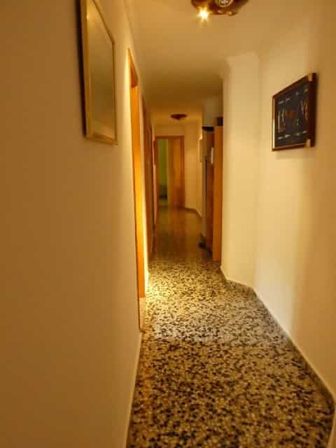 公寓 在 Oliva, Valencia 10070698