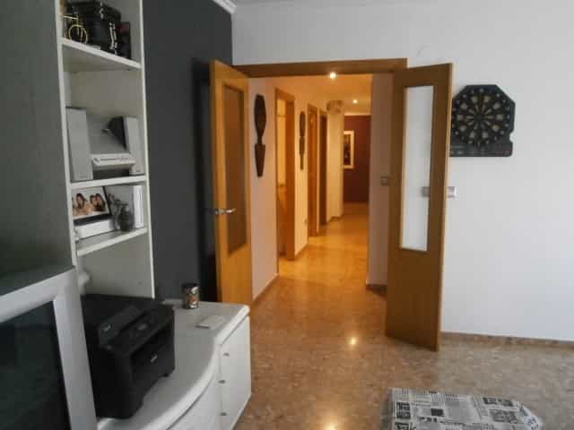 rumah dalam Oliva, Valencia 10070702
