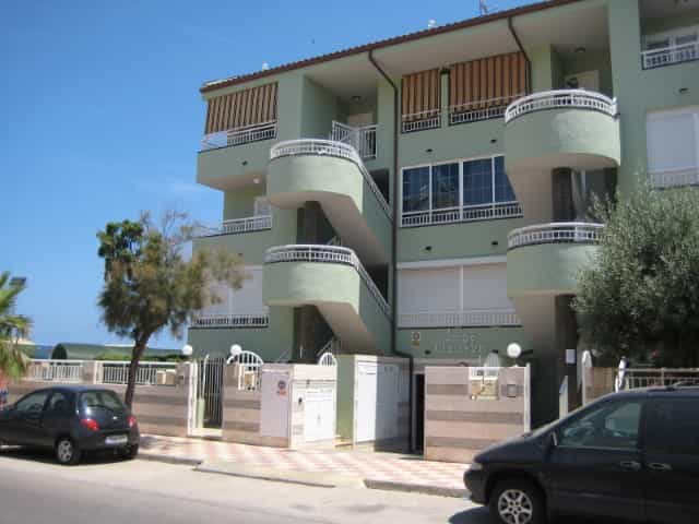 Condominium in Tavernes De La Valdina Playa, Valencia 10070741